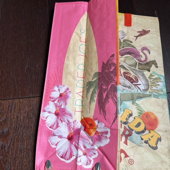 Trader Joe’s Florida Reusable Bag - Picture 4 of 7